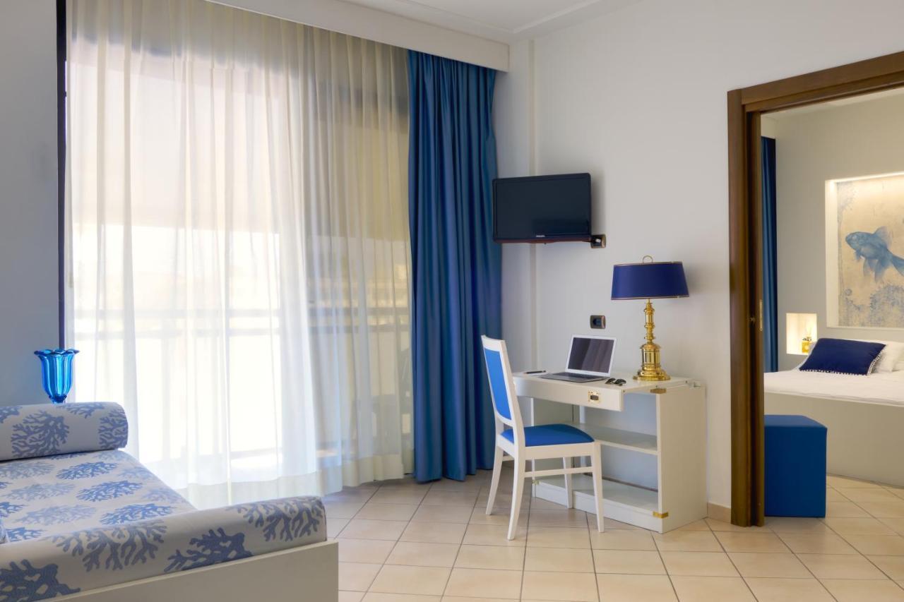 Hotel Caesar Residence & Spa Лидо Ди Камайоре Екстериор снимка